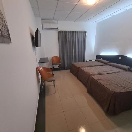 Hotel Lisboa Castrillo de la Guareña المظهر الخارجي الصورة